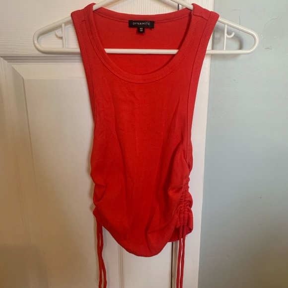 Red tank top with knots on the side - Picture 1 of 4
